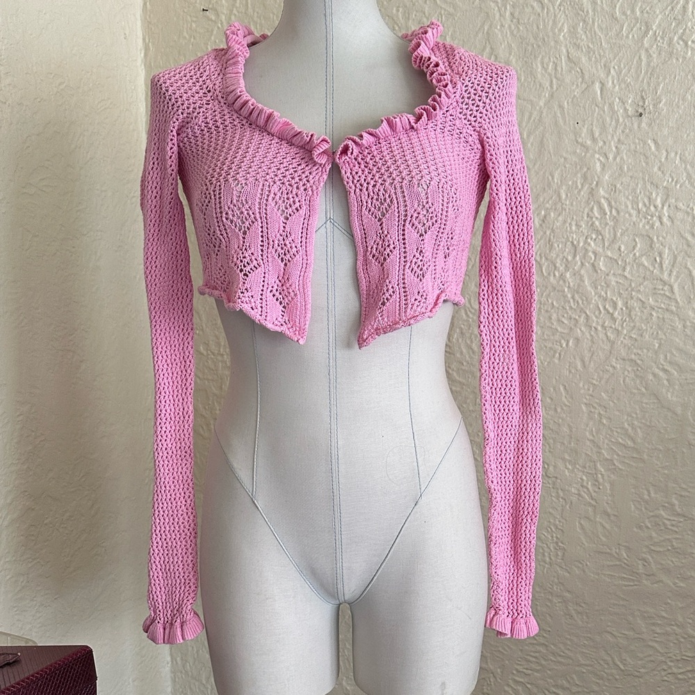 Urban Outfitters Lily Open Knit Flyaway Cardigan Pink Cropped Shrug Sweater S - Picture 3 of 10